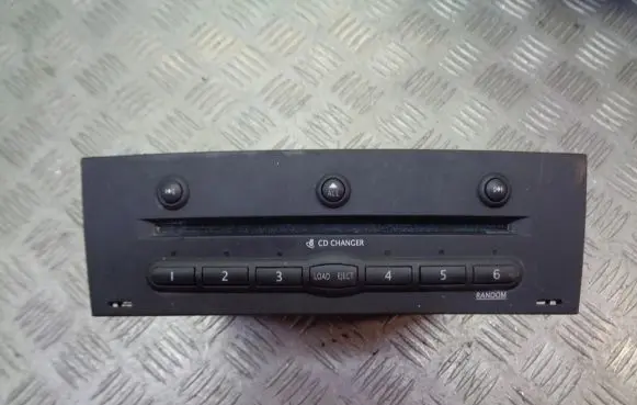 Renault Megane II CD/DVD changer 8200084437A