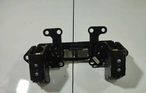 Renault Megane II Seat back rest lock catch 