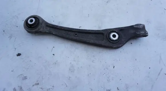Mercedes-Benz C AMG W205 Front lower control arm/wishbone