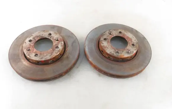 KIA Carens II Front brake disc
