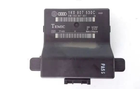Volkswagen Golf V Gateway control module 1K0907530C