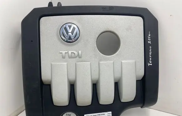 Volkswagen Touran I Engine cover (trim) 03G103925BP 03G103925