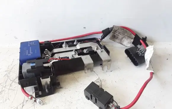 Volvo S60 Fuse module 31337183 K067R