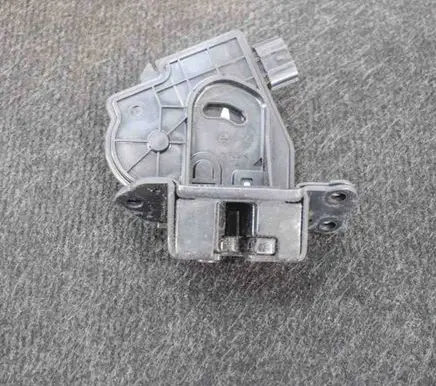 Toyota Verso-S Tailgate/trunk/boot lock/catch/latch 1244312053