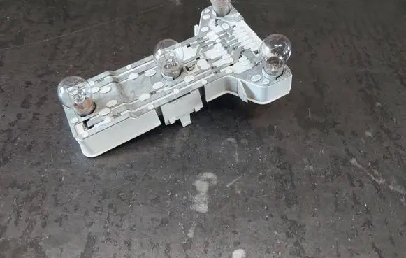 Volkswagen PASSAT B5.5 Tail light bulb cover holder 3B5945257