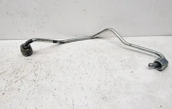 Fuel injector supply line/pipe