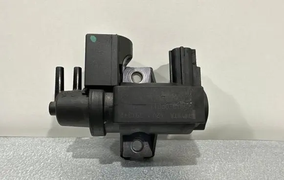 Toyota Avensis T270 Turbo solenoid valve 258190R011 09T342