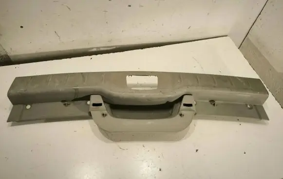 Volvo V50 Trunk/boot sill cover protection 09486875