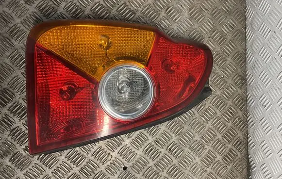 Hyundai Terracan Rear/tail lights