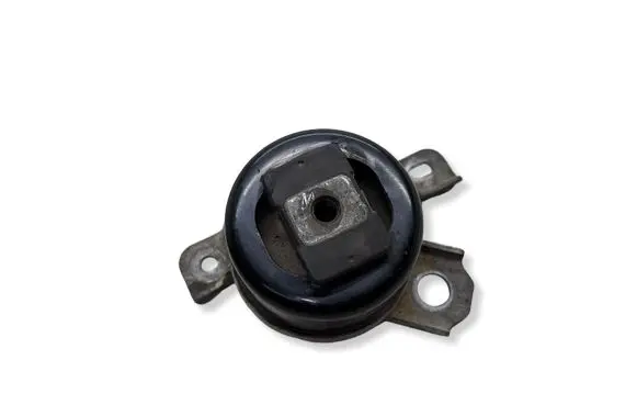 Volvo V70 Engine mount bracket 31257674