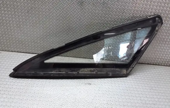 Audi A8 S8 D2 4D Rear side window