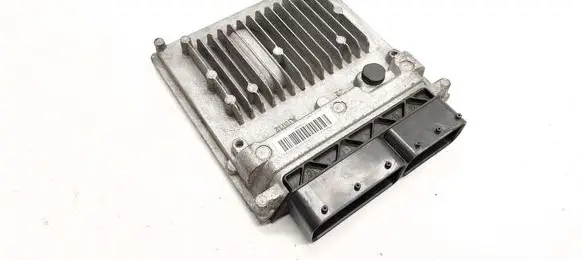 Mercedes-Benz GLA W156 X156 Engine control unit/module A6519009702
