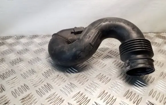 Renault Trafic III (X82) Air intake hose/pipe 165555514R 93451665