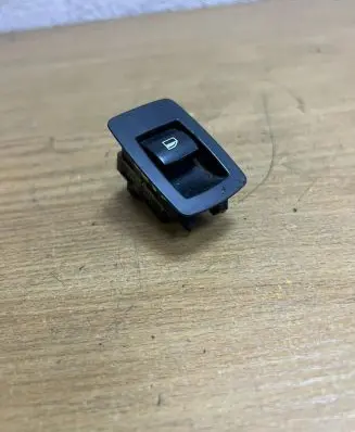 BMW X5 E70 Other switches/knobs/shifts 15939900 D9611