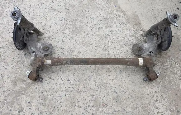 Opel Mokka Rear axle beam 95325748