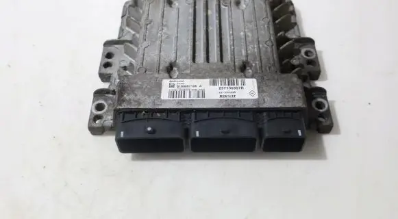 Renault Megane III Engine control unit/module ECU