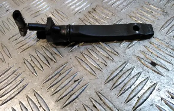 Opel Zafira A Fuel injector