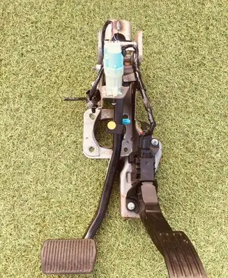 Ford Kuga III Accelerator throttle pedal LX619F836AB