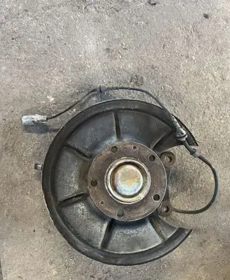 Peugeot 607 Rear wheel hub spindle/knuckle 
