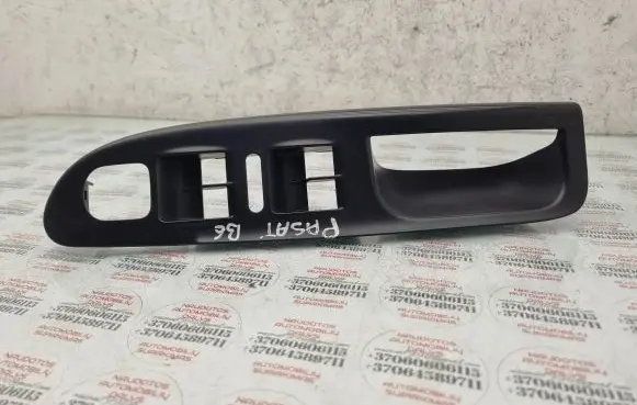 Volkswagen PASSAT B6 Front door window switch trim 3C1867171B
