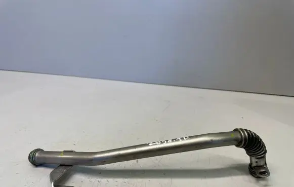 Audi A4 S4 B8 8K Turbo turbocharger oiling pipe/hose 059735A