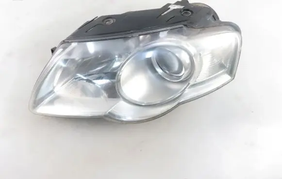 Volkswagen PASSAT B6 Headlight/headlamp 3C0941005Q