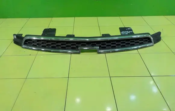 Chevrolet Orlando Front bumper upper radiator grill 95471003