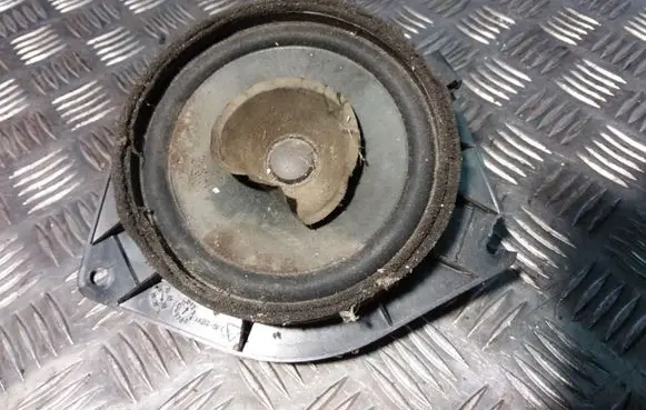 Toyota Corolla E120 E130 Rear door speaker 8616002380