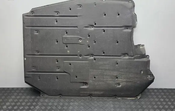 Honda Civic IX Center/middle under tray cover 