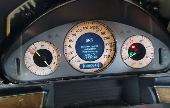 Mercedes-Benz E W211 Speedometer (instrument cluster) A2115400948 11008033001 A2115400523