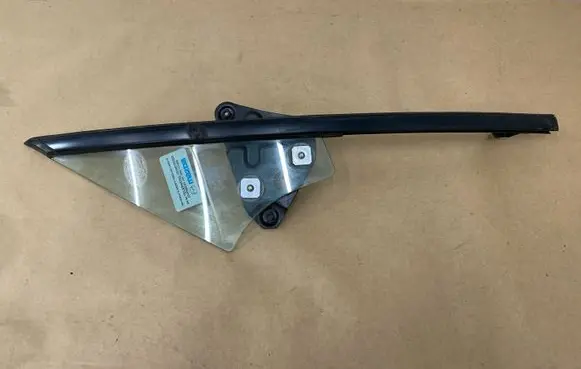 Mazda MX-5 NC Miata Front vent window/glass (coupe) 