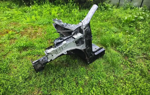 Renault Megane E-Tech Front bodywork piece 