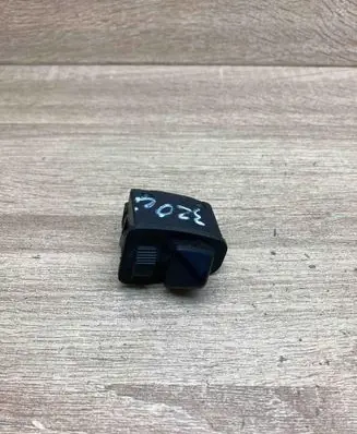 BMW 3 E46 Wing mirror switch 8373691