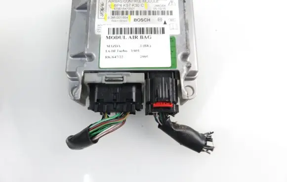 Mazda 3 I Airbag control unit/module 0285001554 BP4K57K30C