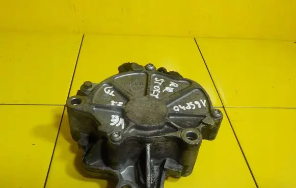 Land Rover Range Rover Sport L320 Vacuum pump 4R8Q2A451AE