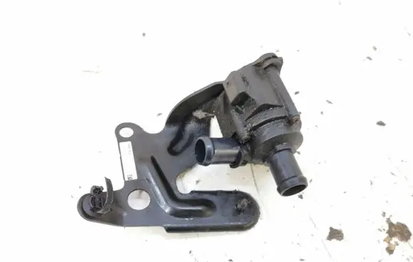 Volkswagen Golf VII Electric auxiliary coolant/water pump 5Q0121599P 13T280
