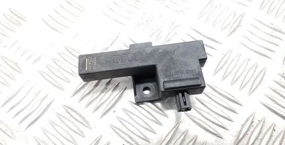 Audi A6 S6 C7 4G Keyless (KESSY) go control unit/module 8K0907247
