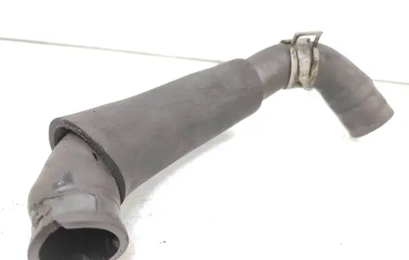 Breather/breather pipe/hose