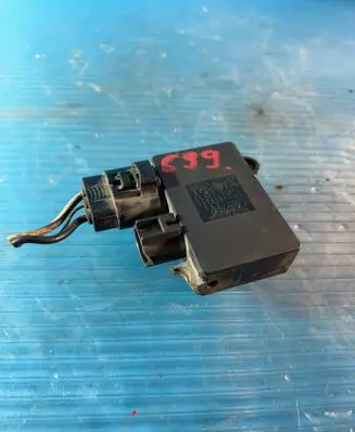 Toyota Corolla E140 E150 Coolant fan relay 8925712010 4993003341