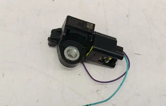 Nissan Qashqai J12 Airbag deployment crash/impact sensor 988307904R