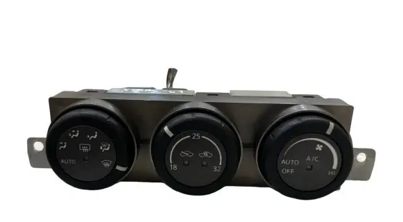 Nissan X-Trail T30 Climate control unit 27500EQ410 A0200018A04000 4B24