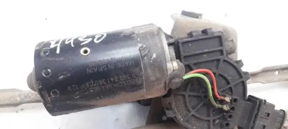 Peugeot 206 Wiper motor 0390241360cep