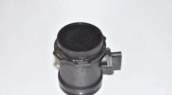 BMW 5 E39 Mass air flow meter 0280217814 1433567