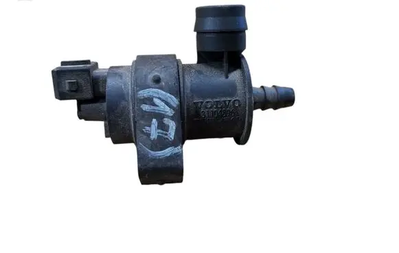 Volvo S60 Vacuum valve 31104896