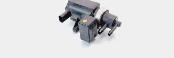 Mercedes-Benz B W245 Turbo solenoid valve A0051535528