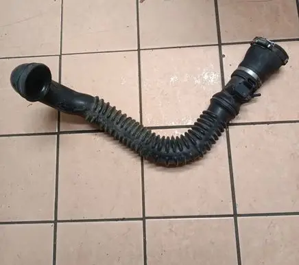 Opel Insignia A Intercooler hose/pipe 2003269