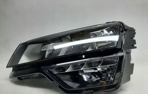 Skoda Karoq Headlight/headlamp 57B941015A
