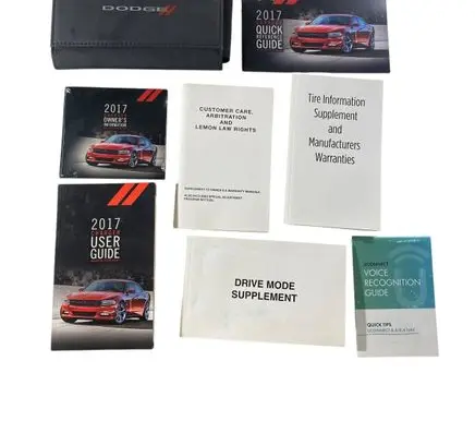 Dodge Charger User manual 17D481926AA 17TIRE026AA 68349914AA