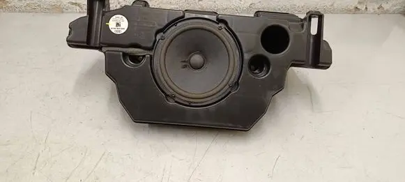 Audi A4 S4 B9 Subwoofer speaker 8w9035382b