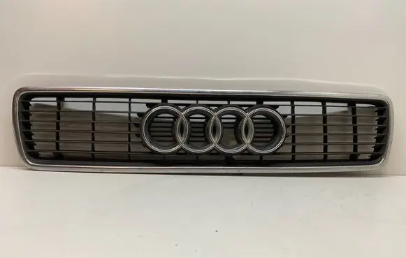 Audi 80 90 B3 Front grill 8G0853651C